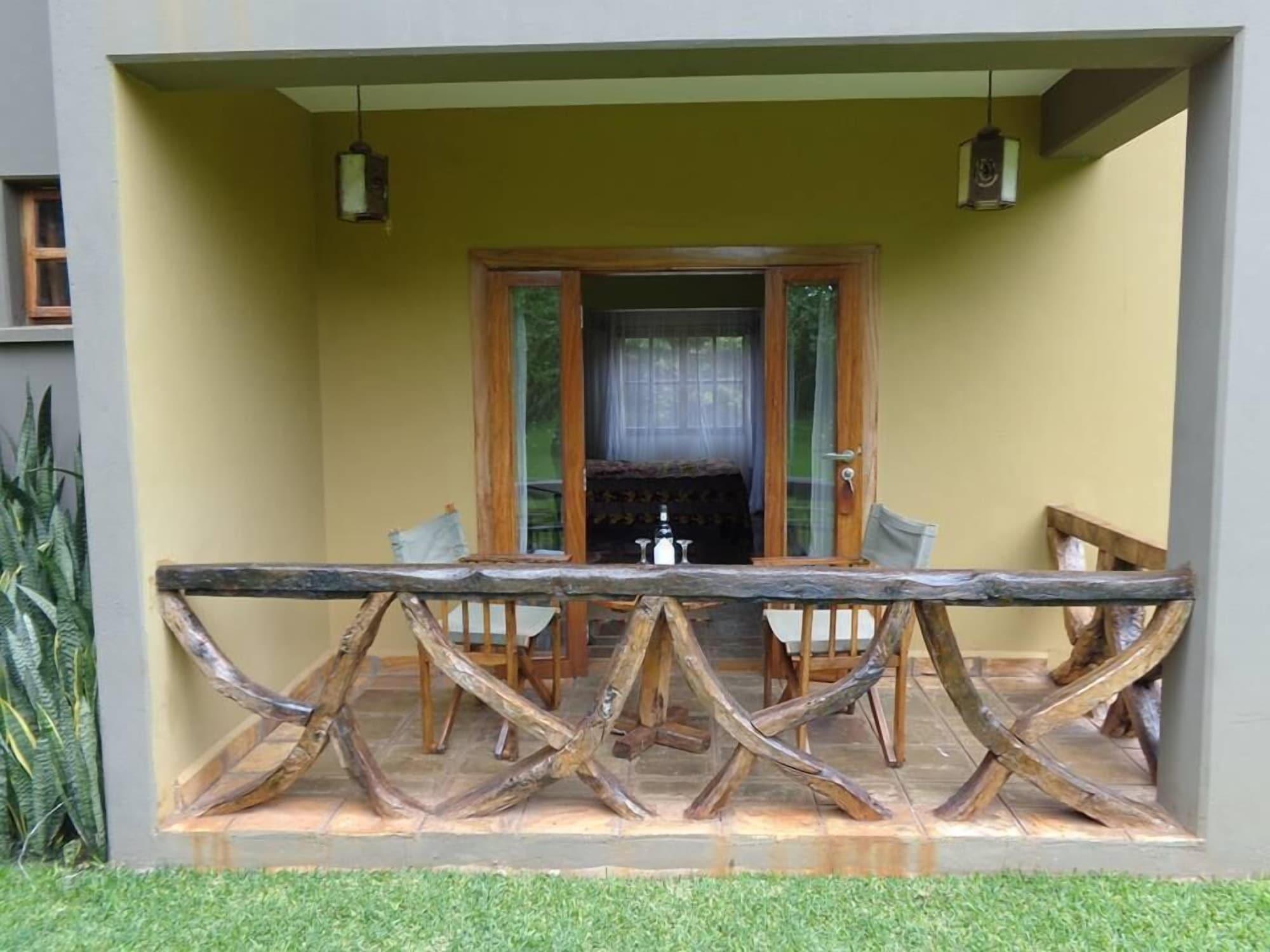 Weru Weru River Lodge Bagian luar foto