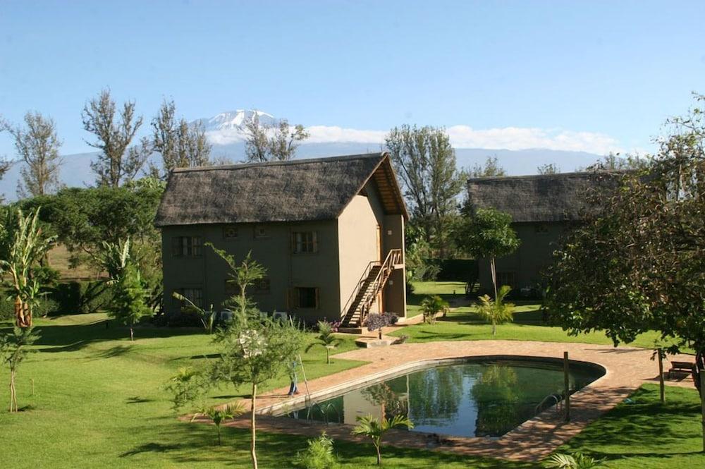 Weru Weru River Lodge Bagian luar foto