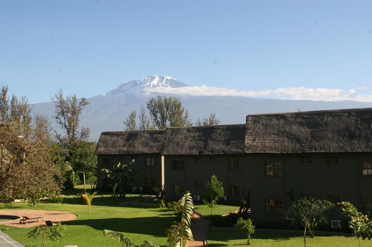 Weru Weru River Lodge Bagian luar foto