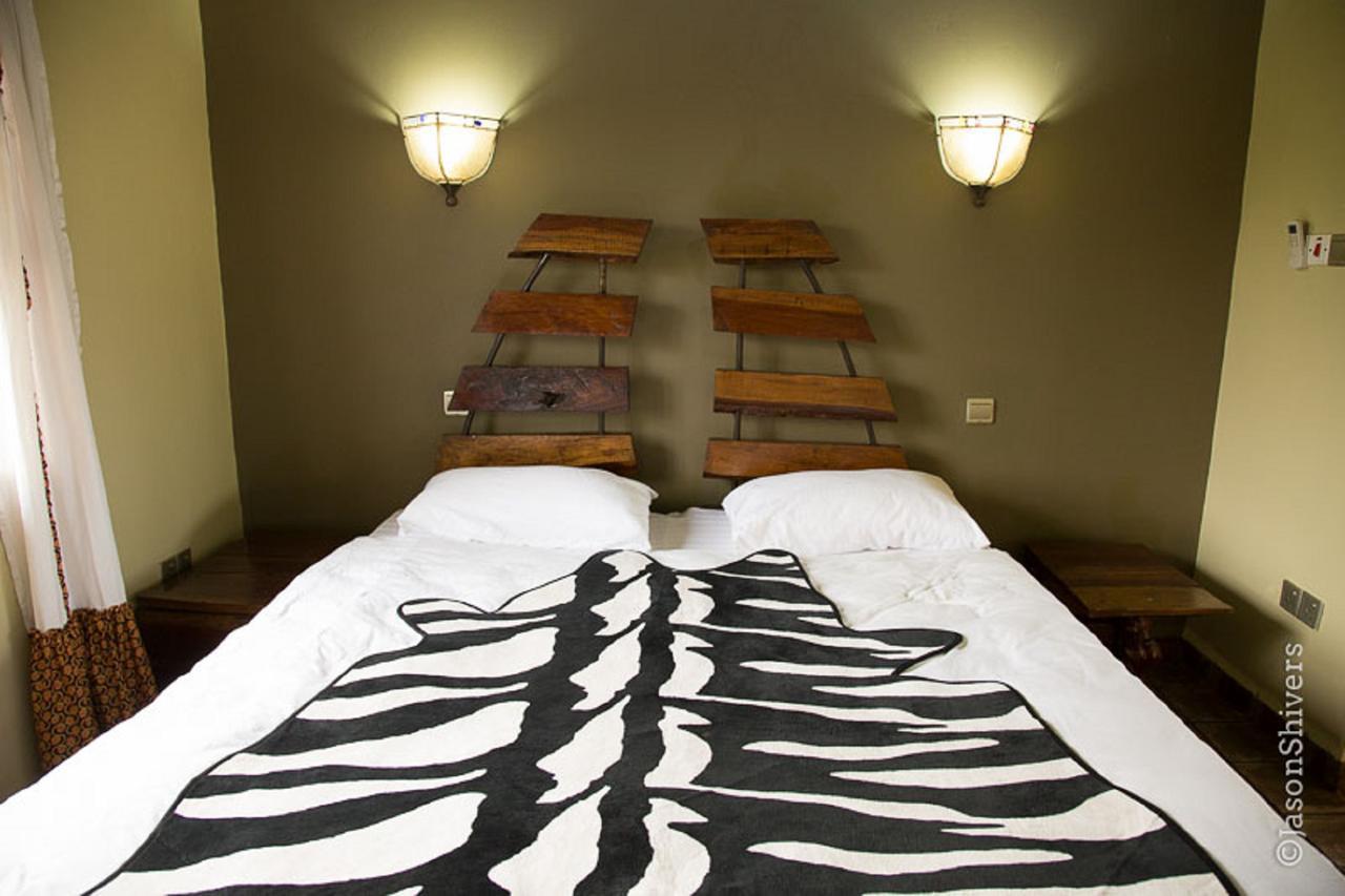Weru Weru River Lodge Ruang foto