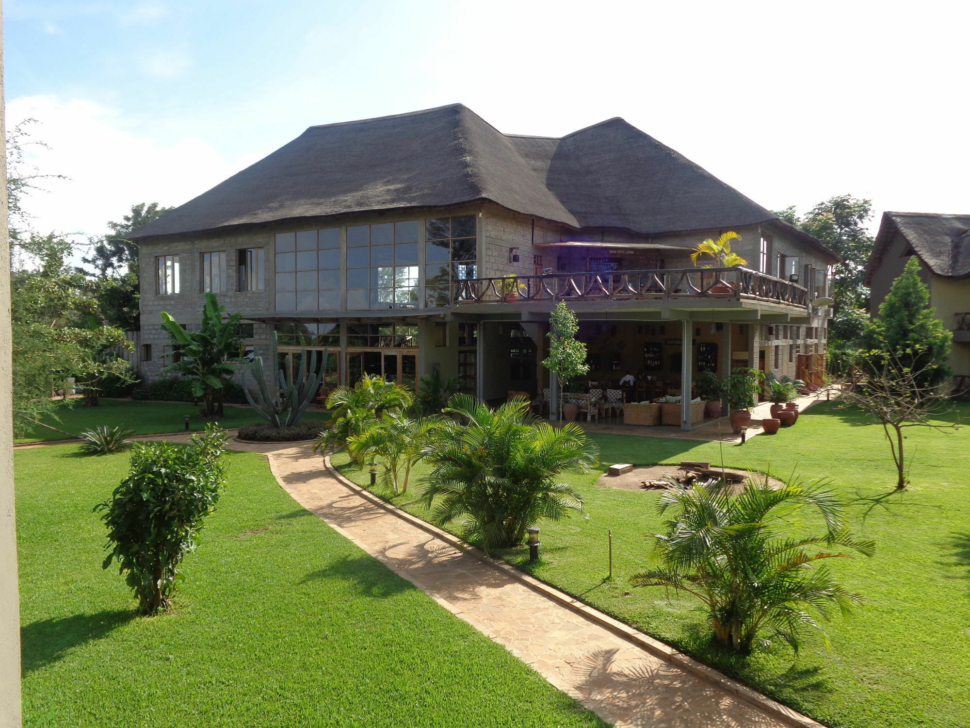 Weru Weru River Lodge Bagian luar foto