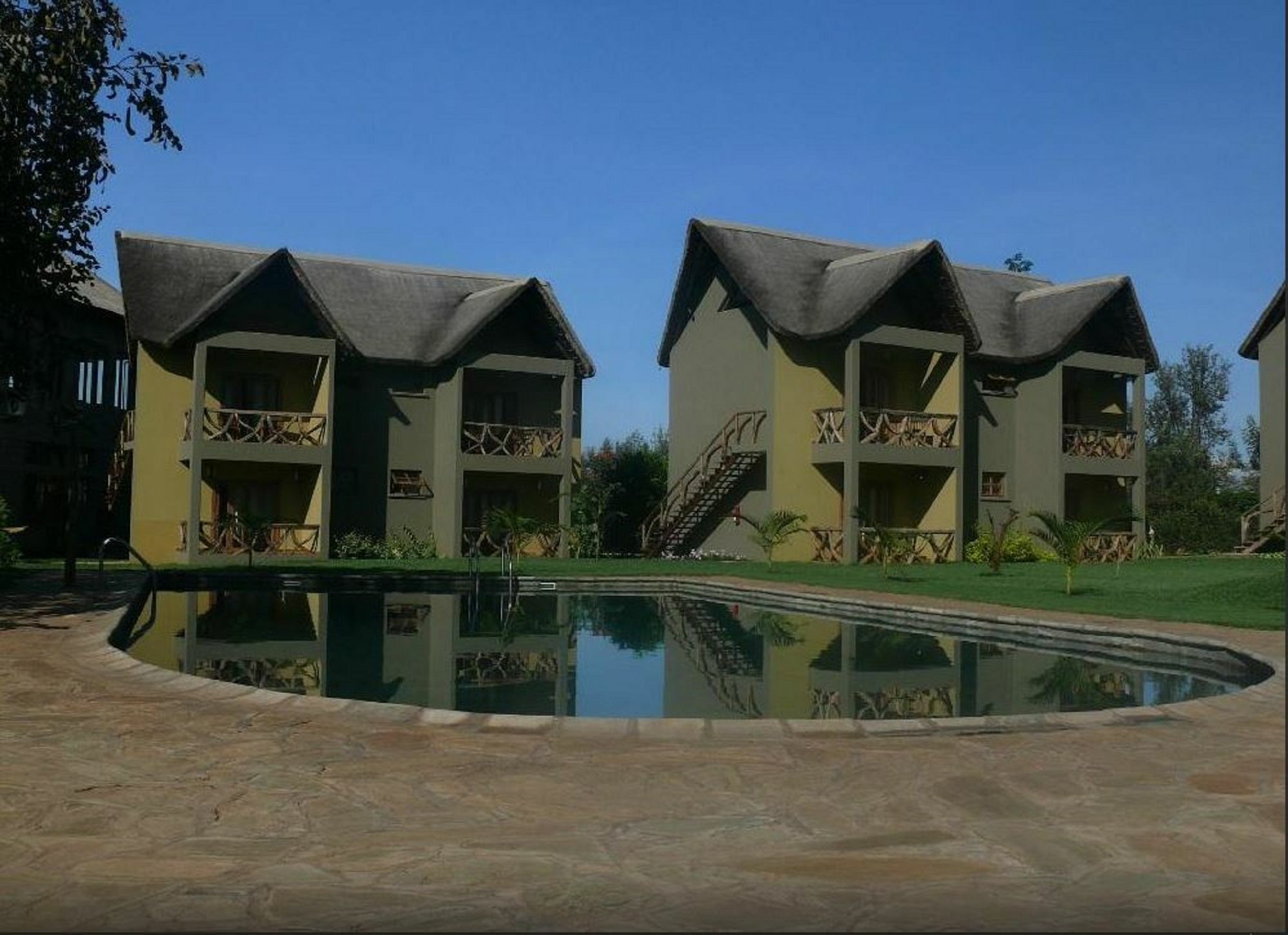 Weru Weru River Lodge Bagian luar foto