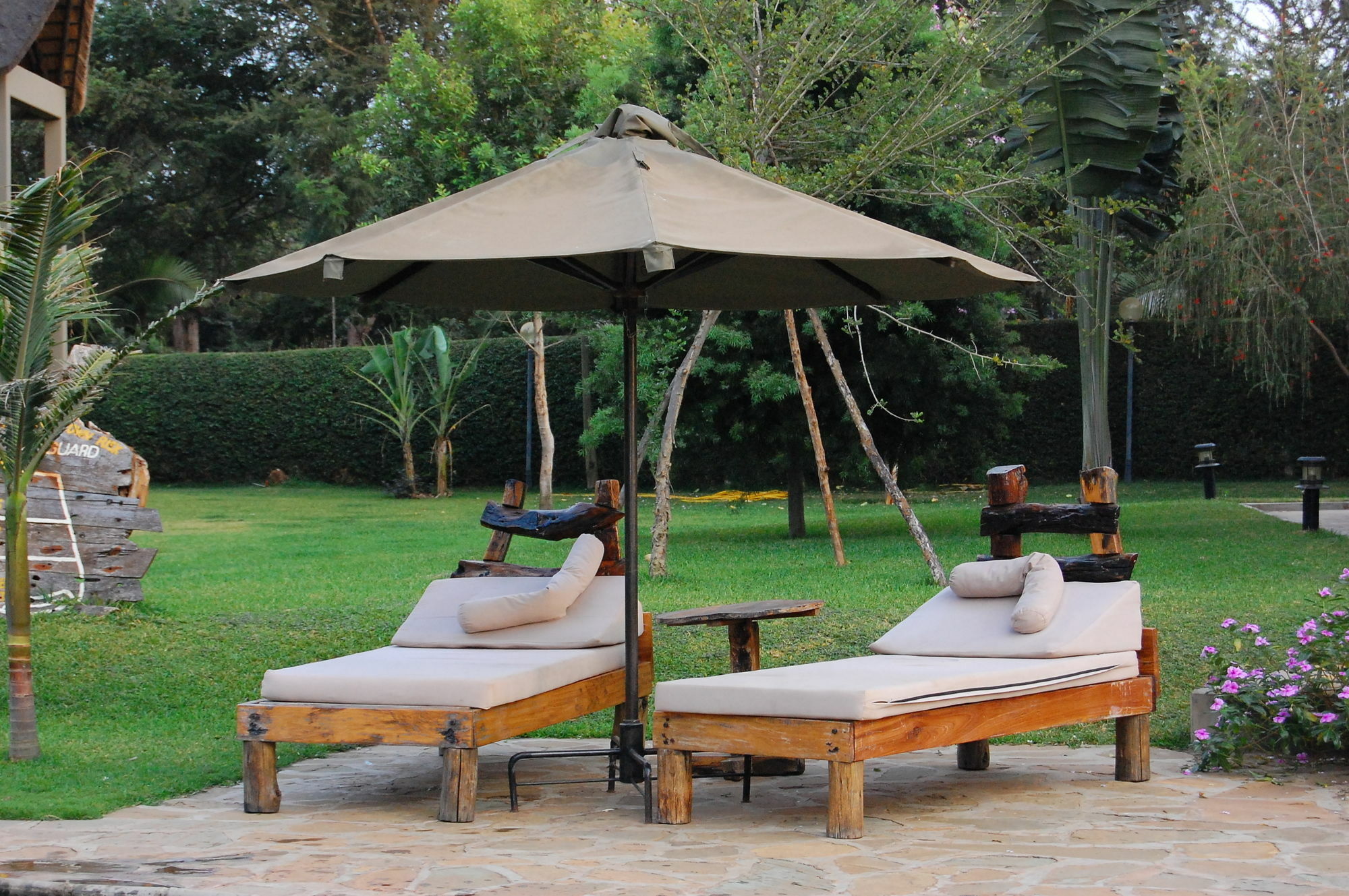 Weru Weru River Lodge Bagian luar foto