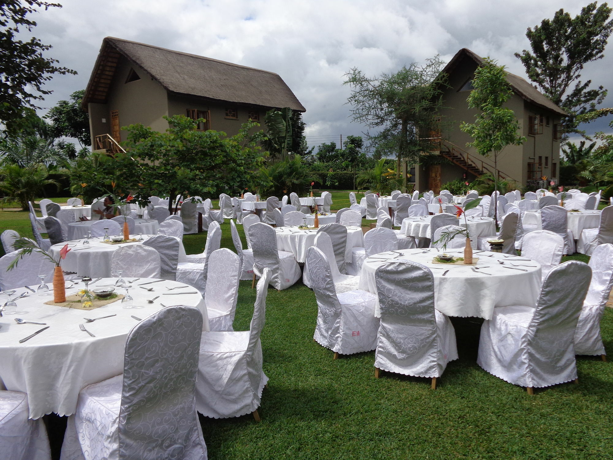 Weru Weru River Lodge Bagian luar foto